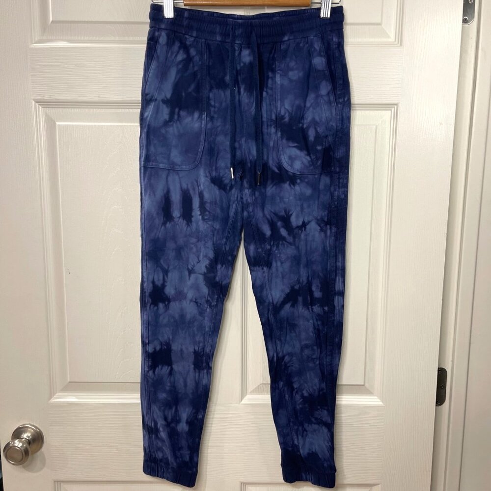 Athleta Farallon‎ Jogger Women's Size XS Tie Dye Print Blue Semi Fitted Cotton - Picture 4 of 13